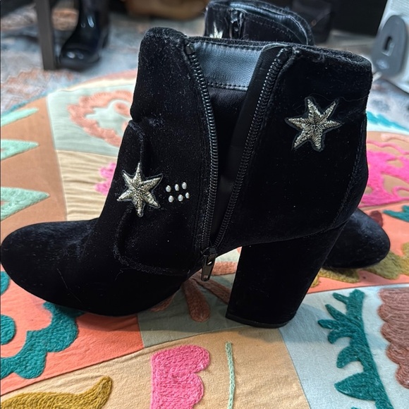 Black Star Embroidered Ankle Boots - Picture 3 of 8